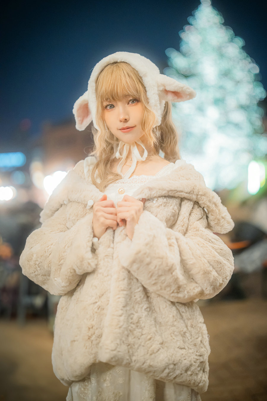 Ely_eee(ElyEE子) - Winter Market Lamb / 36P3V-147MB / cos萌妹-艺库