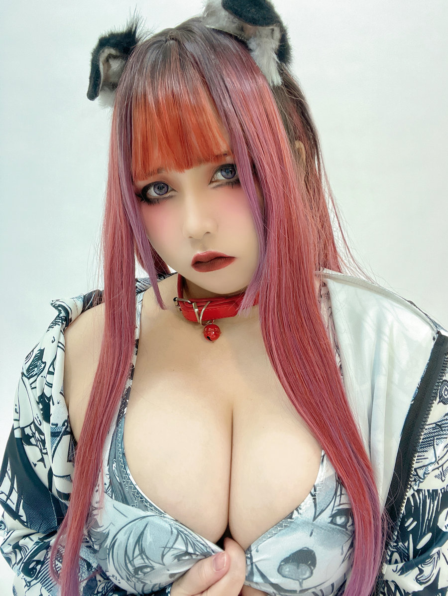 Uy Uy - Ahegao Goth GF / 51P-77MB / cos萌妹-艺库