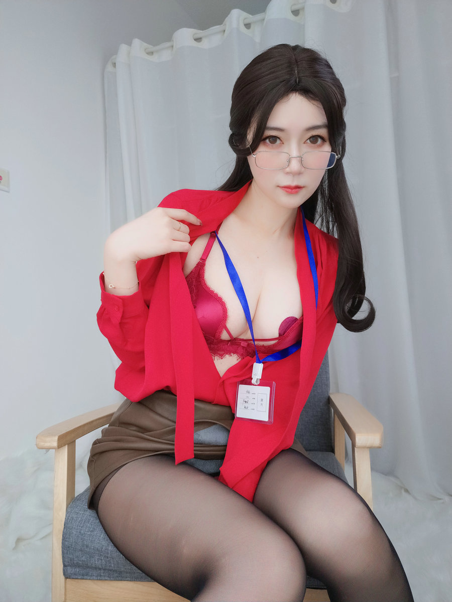 Coser小姐姐白银 - 新上任上司 / 43P3V-317MB / cos萌妹-艺库